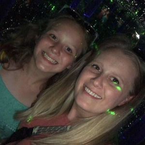 Meet your Posher, Danielle